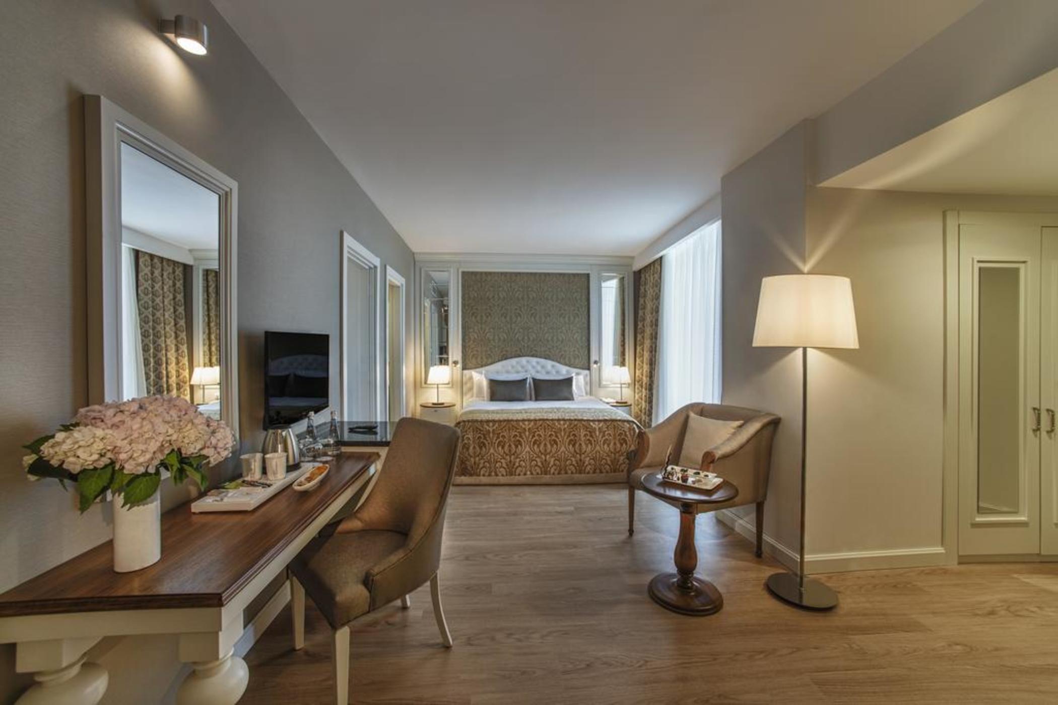 Aska Lara Resort & Spa Hotel Antalia Esterno foto