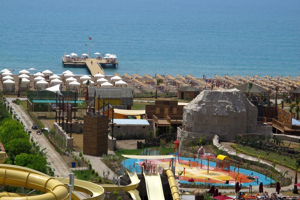Aska Lara Resort & Spa Hotel Antalia Esterno foto